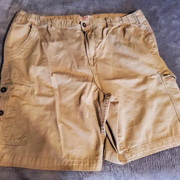 G&m shop cargo shorts